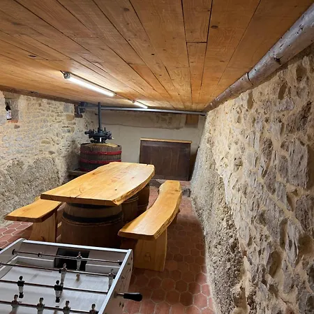 Casa de hóspedes Du Château De *